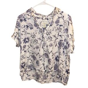 NWOT Cynthia Rowley Blue and White Floral Linen Button Up Shirt XS